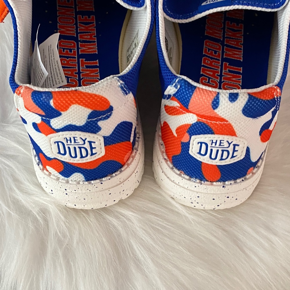 Hey Dude WOMENS Florida gators Blue and Orange Shoes size W8 - Picture 2 of 11